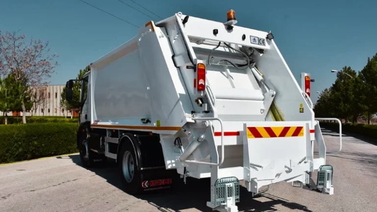 Signs of Rear Loader Compactor Failure