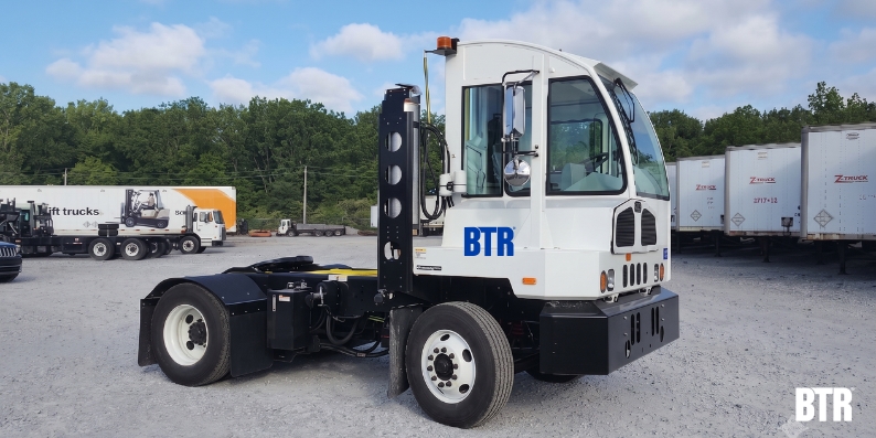 Choosing the Right Terminal Tractor for Your Operation