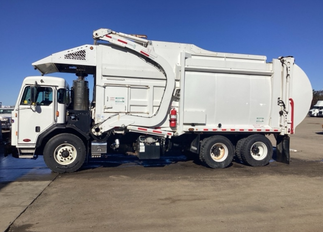 2021 Peterbilt 520 McNeilus 4029: Atlantic Front Loader 40 Yd Paccar MX-11 Front Loader