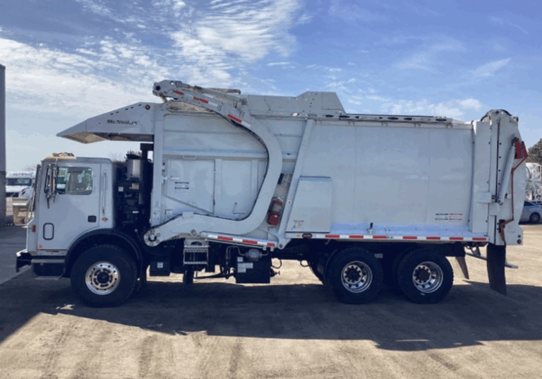 2023 Mack Terrapro 64R McNeilus Meridian 40 Yd Mack MP7 Front Loader
