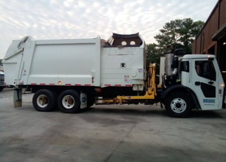 2024 Mack LR 64R Heil DuraPack Python 28 Yd Mack MP7 Side Loader
