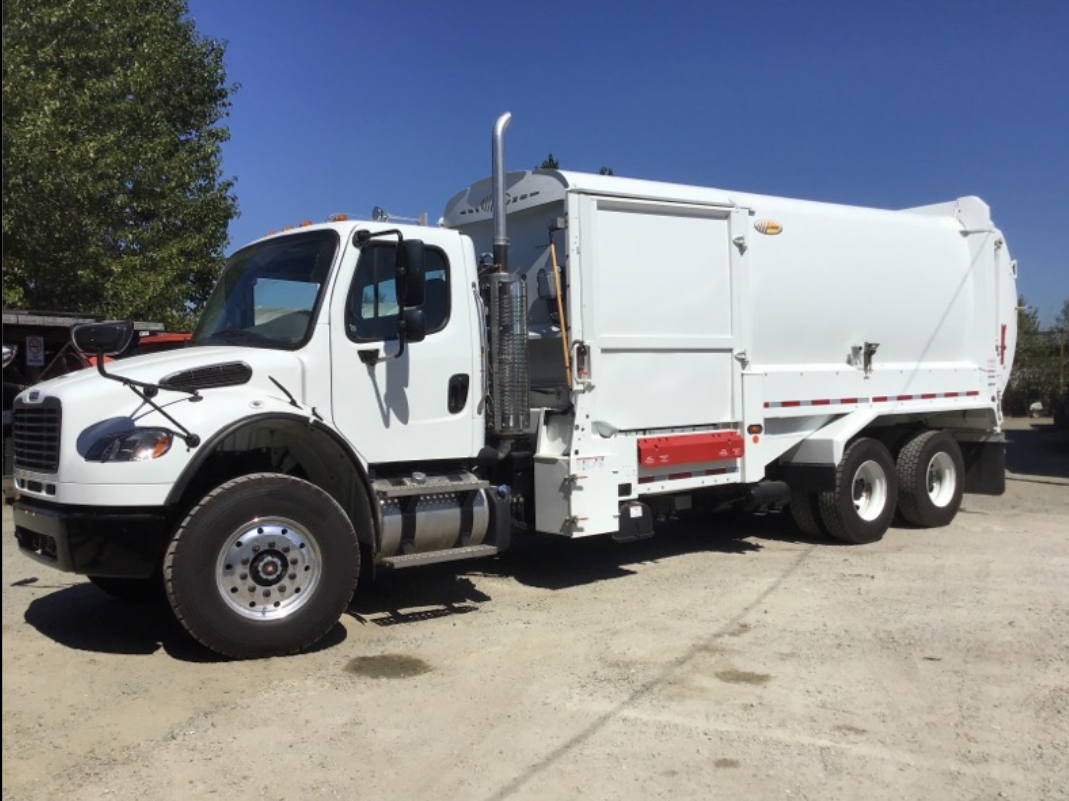 2023 Freightliner M2 106 Labrie Expert Split 29 Yd Cummins L9 Side Loader