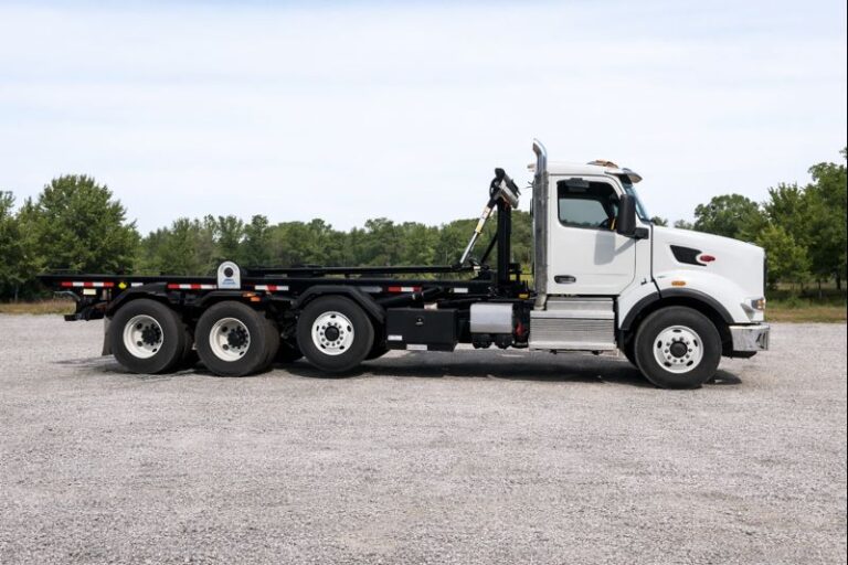 2023 Peterbilt 567 Galbreath U5-OR-174 60k lb 35.5" Rails Paccar MX-13 Roll Off