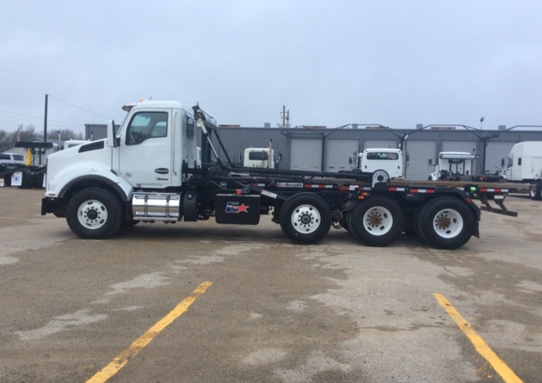 2024 Kenworth T880 Galbreath U5-OR-174 60k lb 35.5" Rails Paccar MX-13 Roll Off