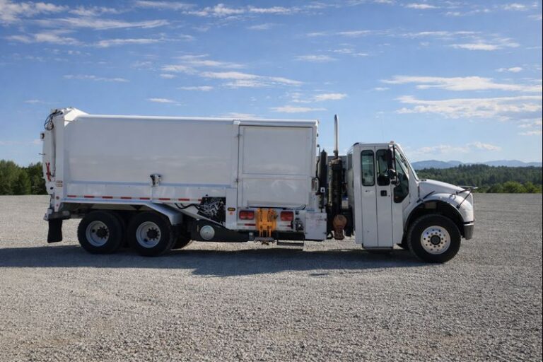 2022 Freightliner M2 106 Labrie Expert - Split Body 29 Yd Cummins L9 Side Loader