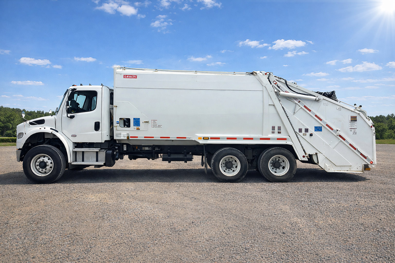 2022 Freightliner M2 106 Labrie Leach 2RIII 25 Yd Cummins L9 Rear Loader