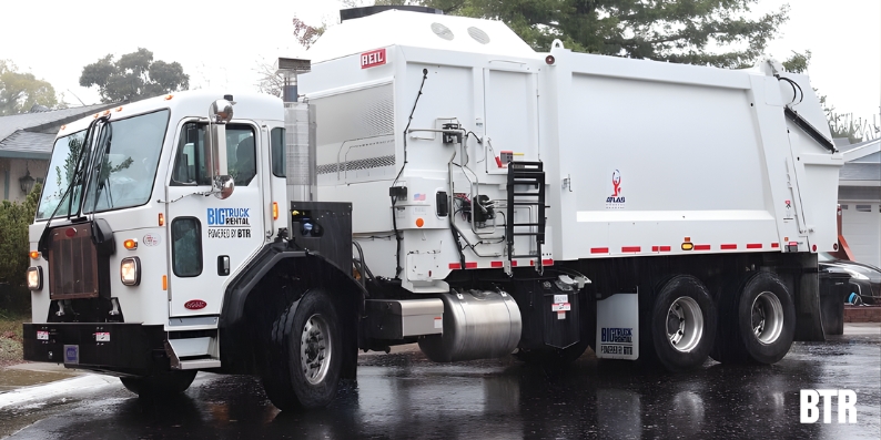 How Cities Adapt to Seasonal Waste Collection Challenges