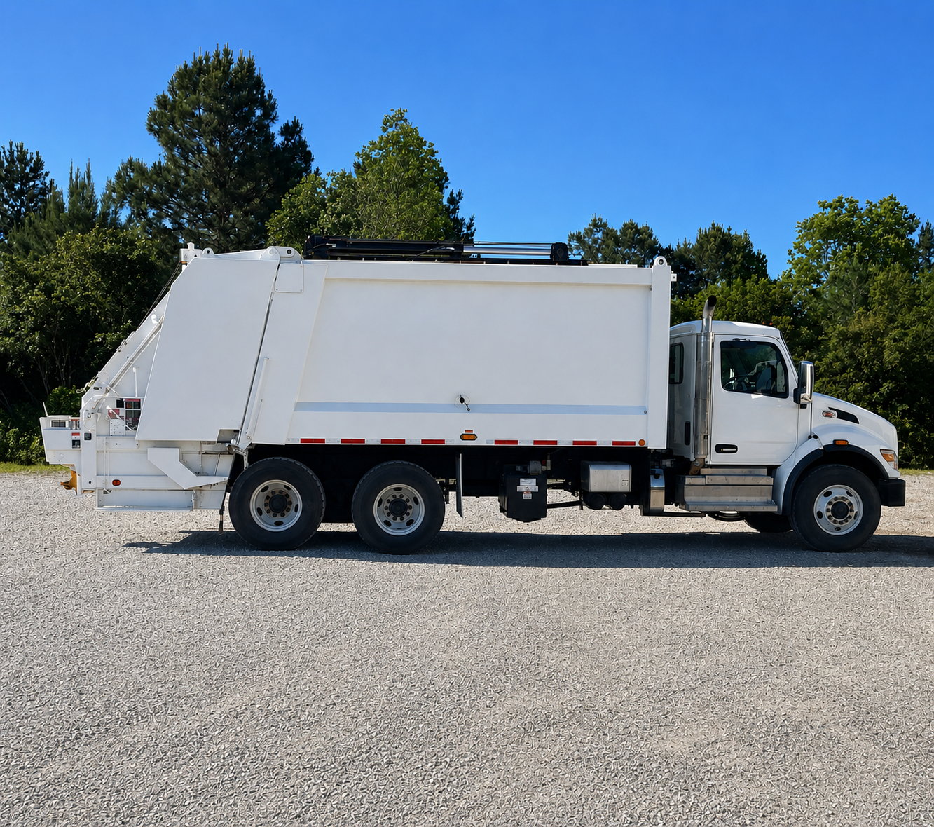 2024 Peterbilt 548 Heil DuraPack 5000 25 Yd Paccar PX-9 Rear Loader