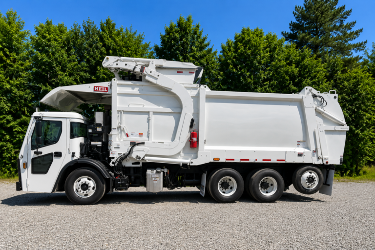 2024 Mack LR 64R Heil Half/Pack Low Rider - Residential 40 Yd Mack MP7 Automated Front Loader