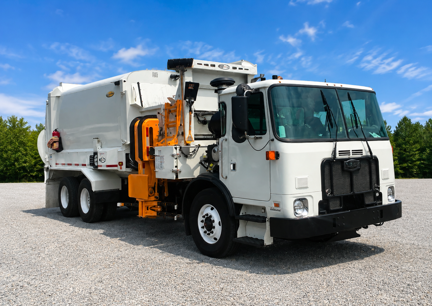 2024 Autocar ACX64 Labrie Automizer 31 Yd Cummins X12 Side Loader