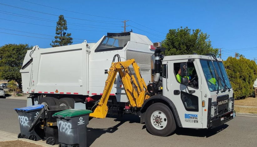 BTR side loader picking up cart
