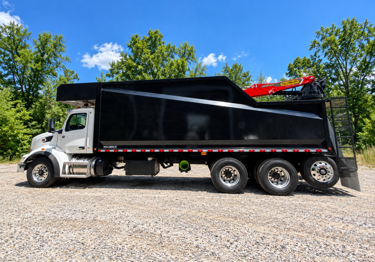 2025 Peterbilt 567 Palfinger M13A80 Epsilon Loader 50 YD Paccar MX-13 Grapple Truck
