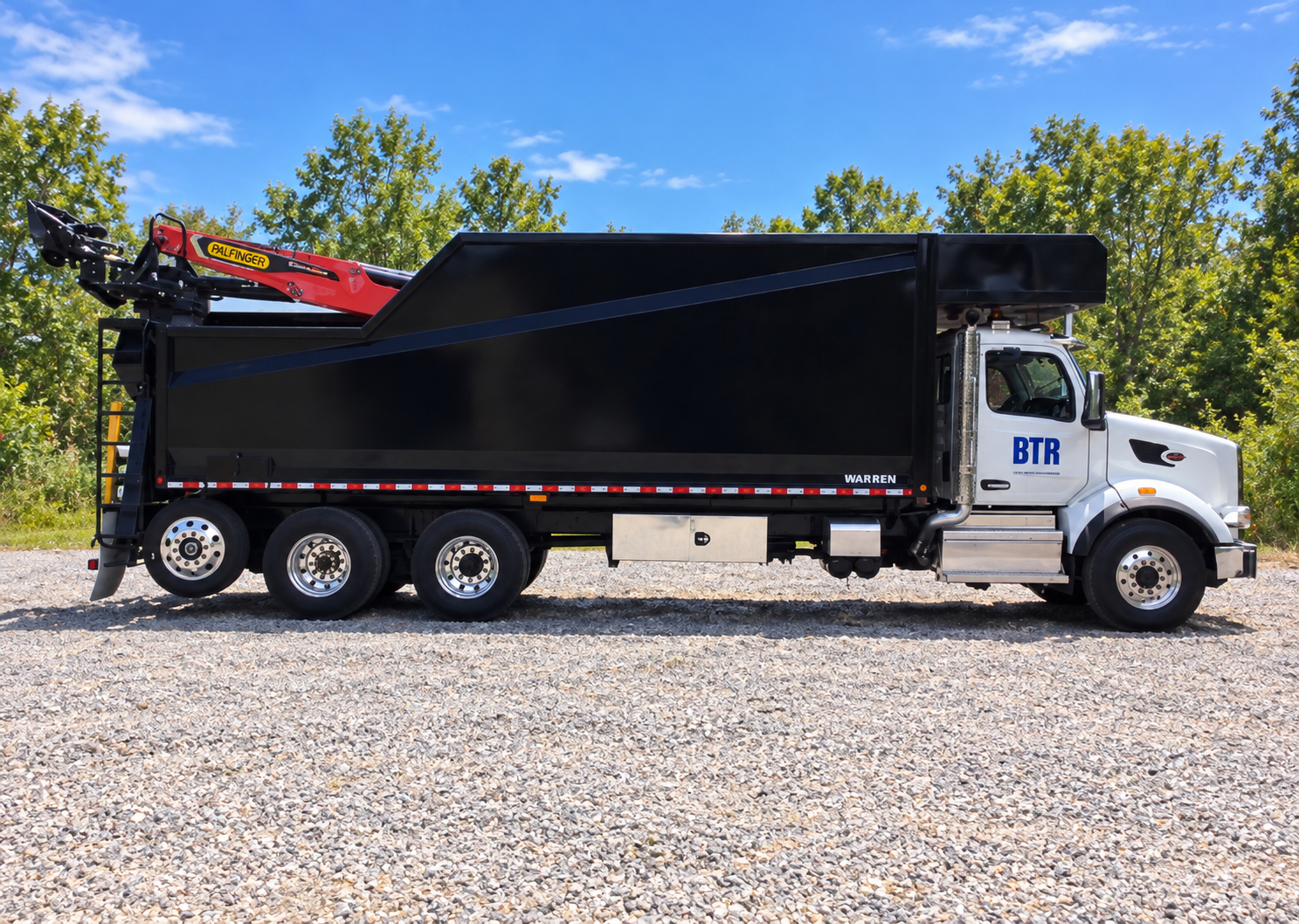 2025 Peterbilt 567 Palfinger M13A80 Epsilon Loader 50 YD Paccar MX-13 Grapple Truck